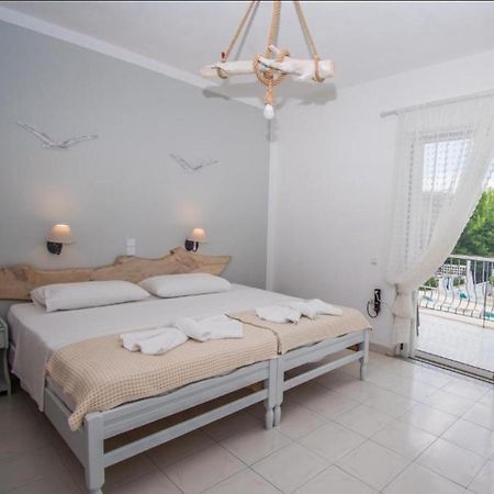Alexandros Lejlighedshotel Poros Town Eksteriør billede